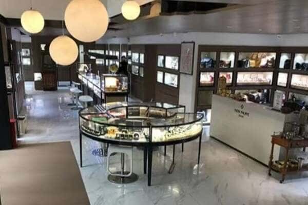 南阳市桐柏佳哥鉴酒商行